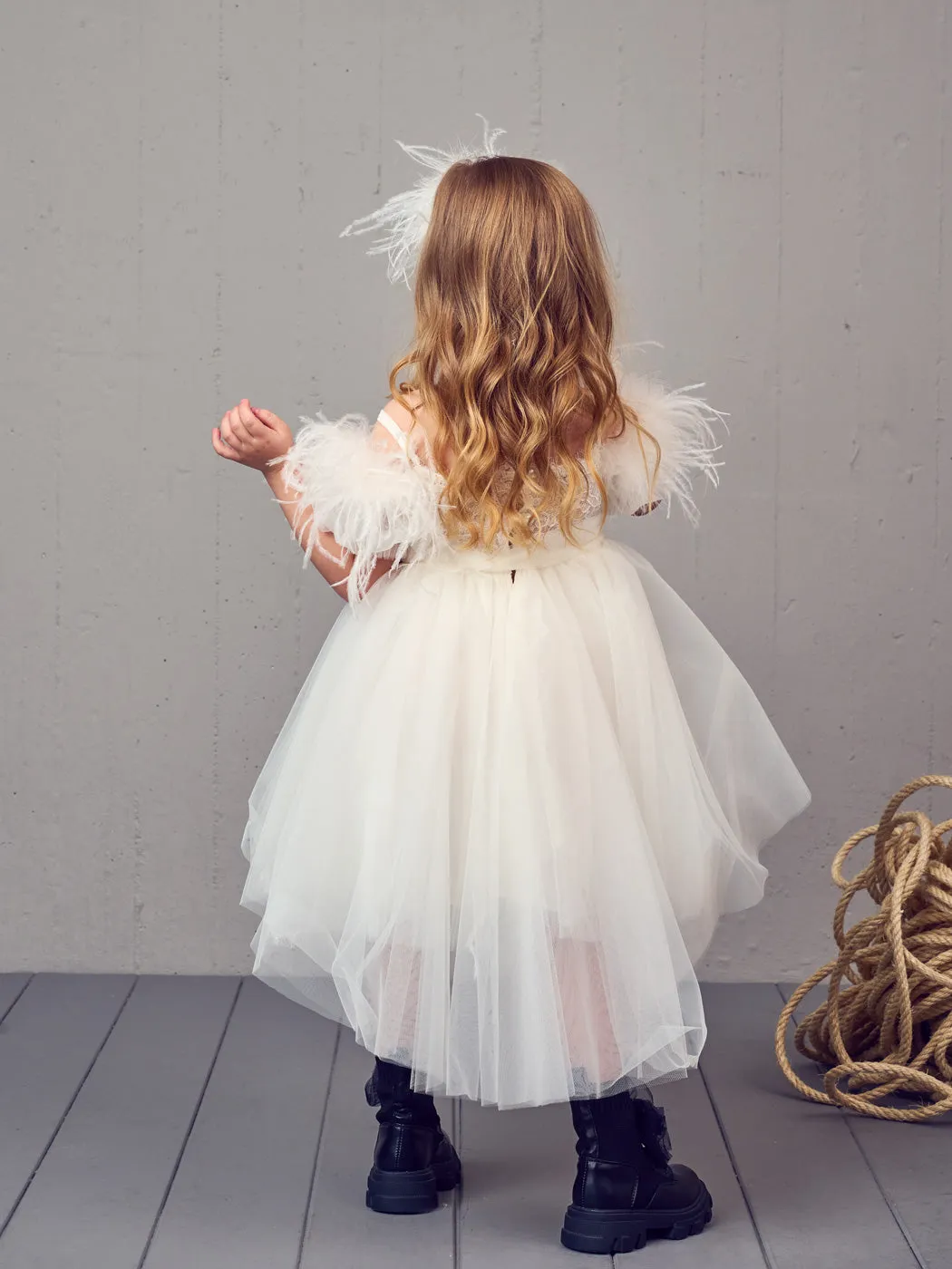 Baptism dress with lace and feathers - ABITO