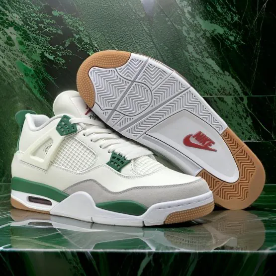 JORDAN 4 ~SB Green/White~ Basketball sneakers ~Size 12~ (Men’s)