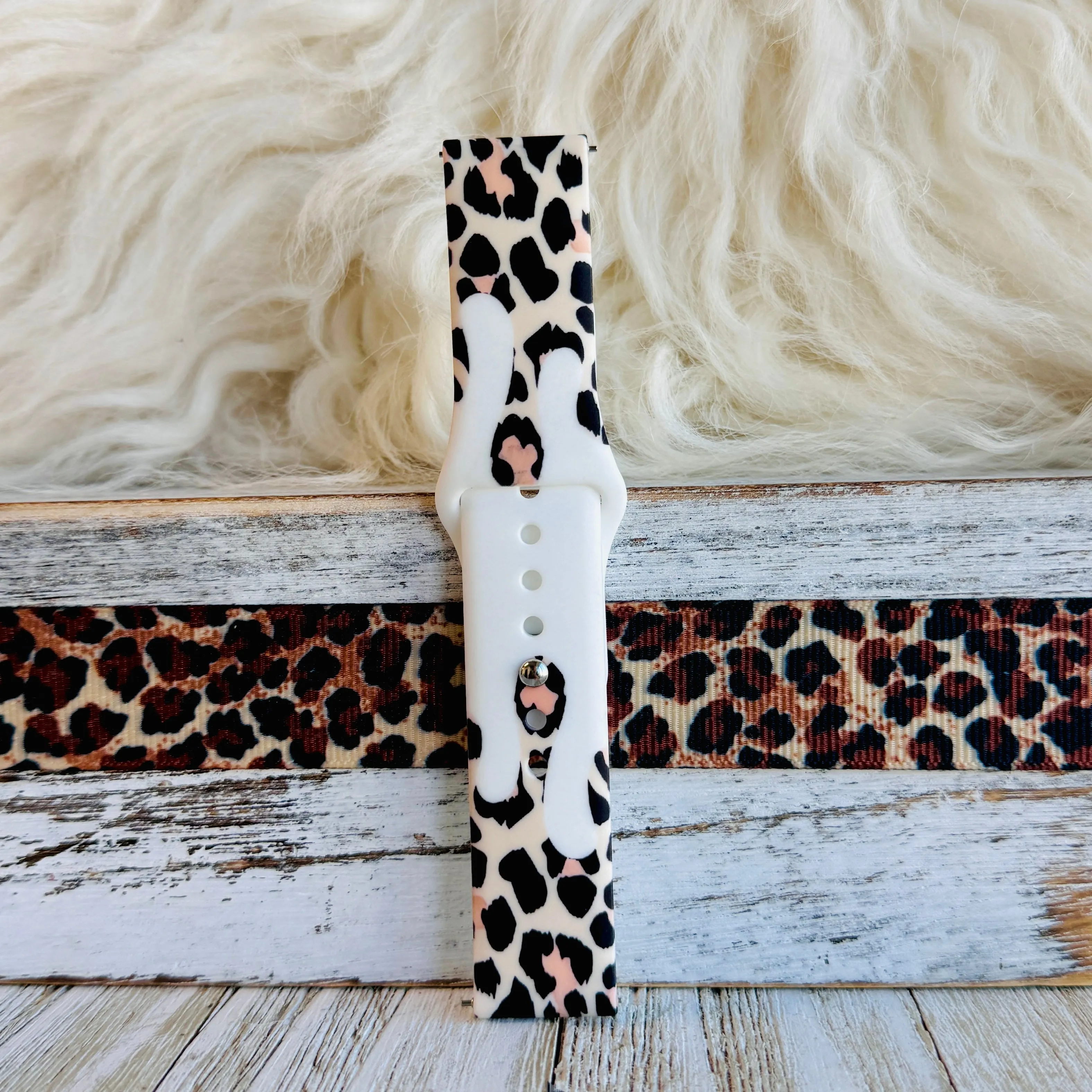 Leopard Drip White Print Silicone Band For Samsung Watch